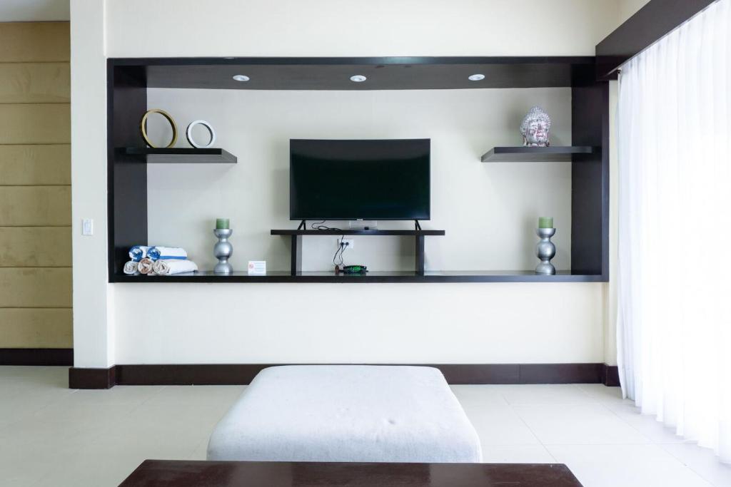 Aldea Beachside Condo by BVR Aldea Beachside Condo by BVR