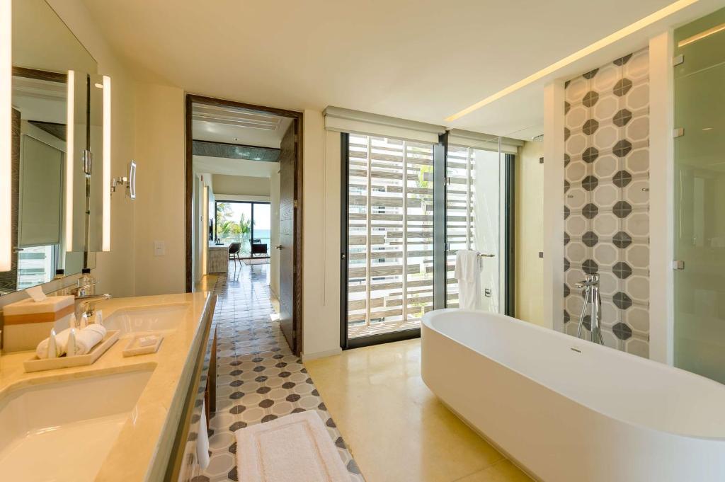 Andaz Mayakoba Resort Riviera Maya, By Hyatt
