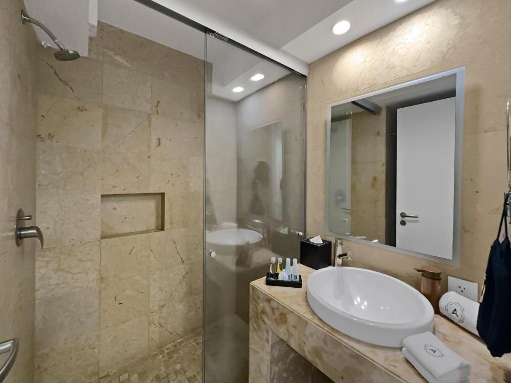 Armonik Suites By Casanevo
