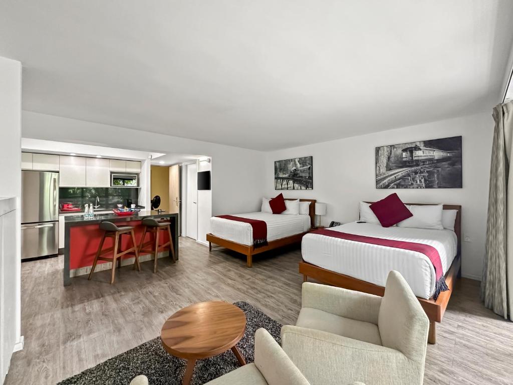 Armonik Suites By Casanevo