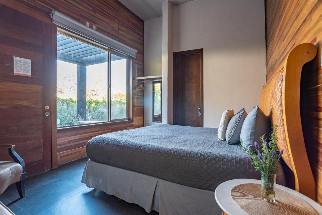 Atika Retreat