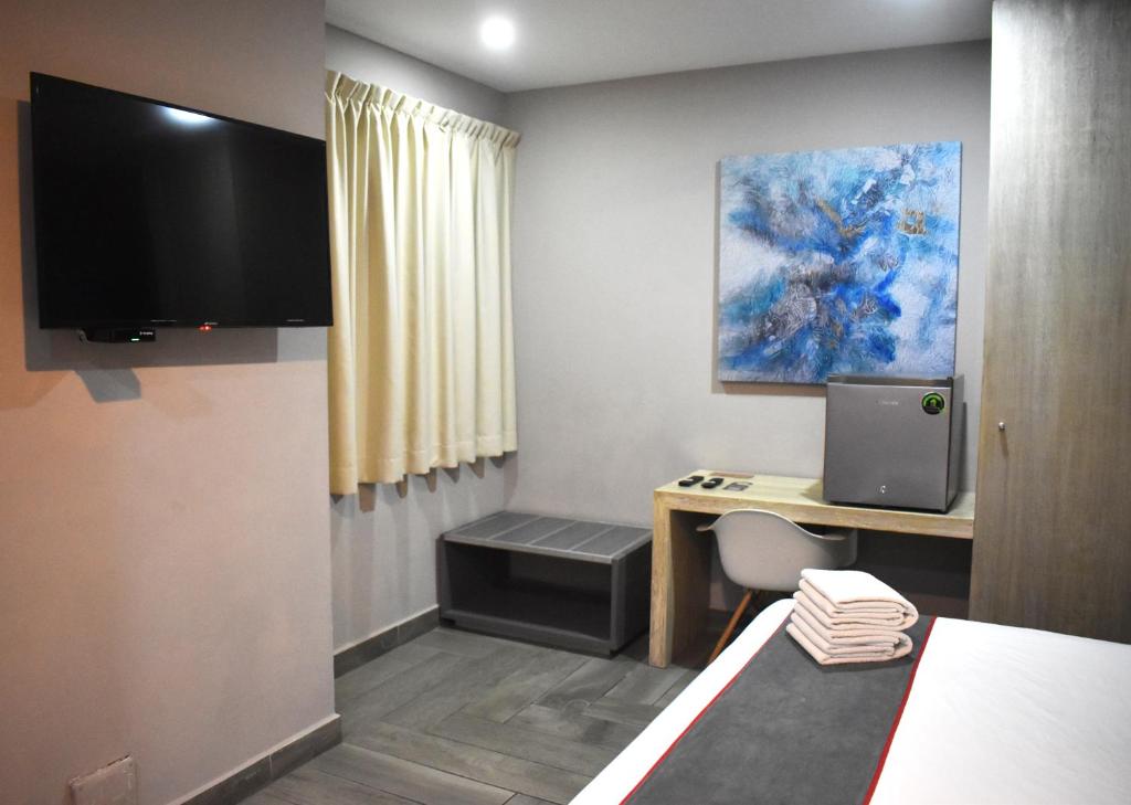 Attraction Hotel Deluxe Attraction Hotel Deluxe