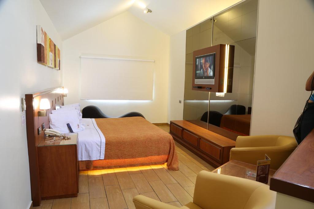 Autohotel VERSALLES
