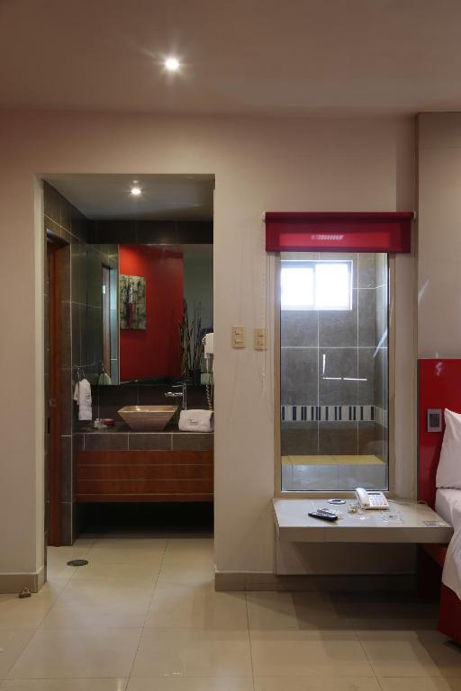 Autohotel VERSALLES