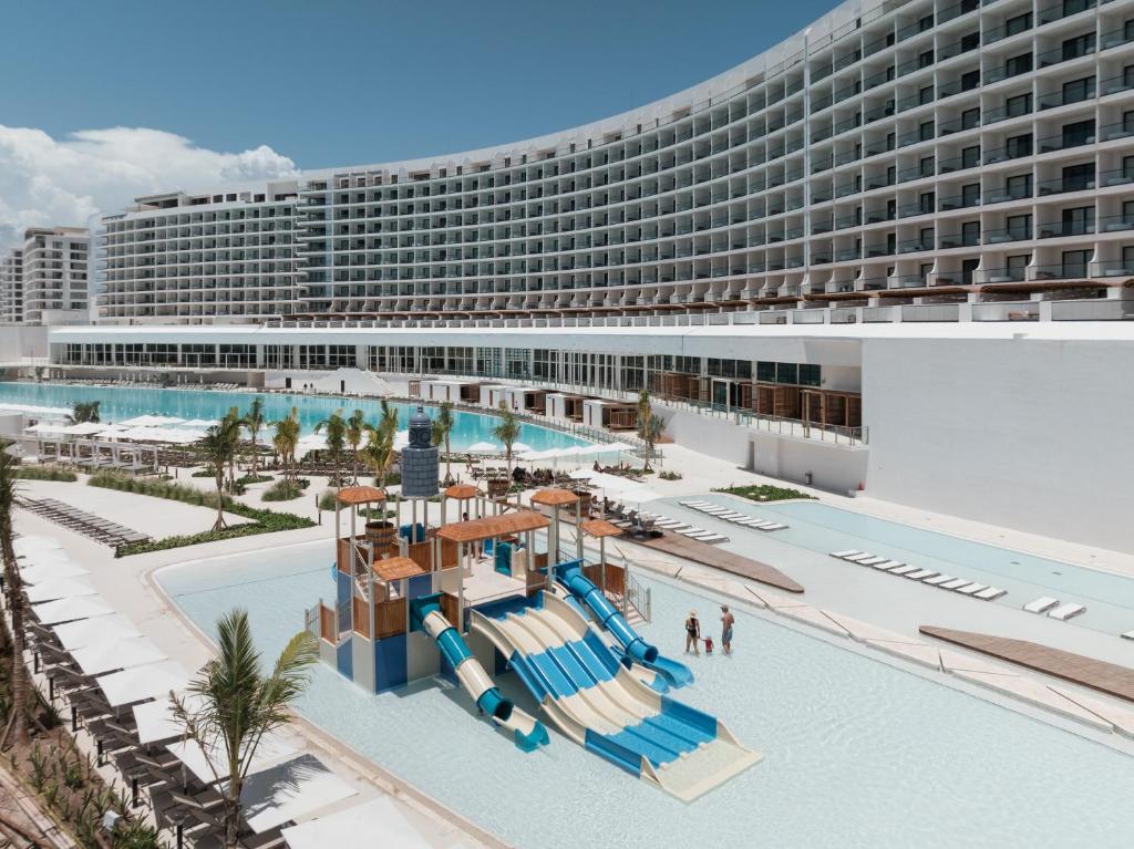 AVA Resort Cancun - All Inclusive