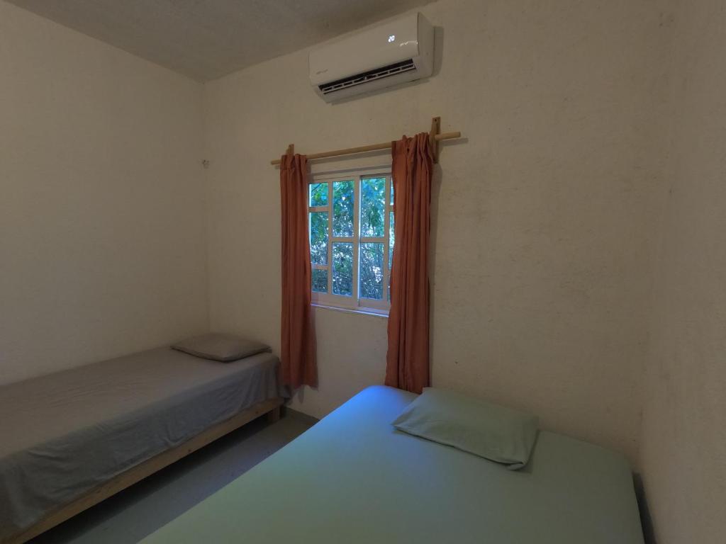 Barra De La Cruz Surf House "Barradise" Room 2
