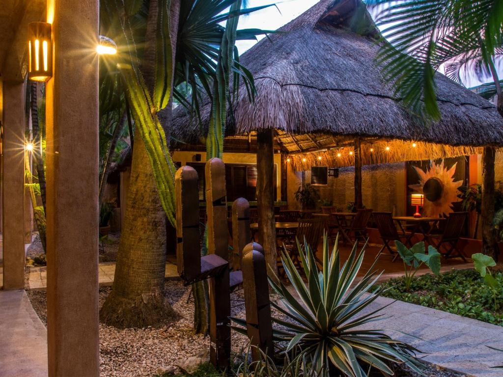 Barrio Latino Hotel Centro by Bestoffer Stays