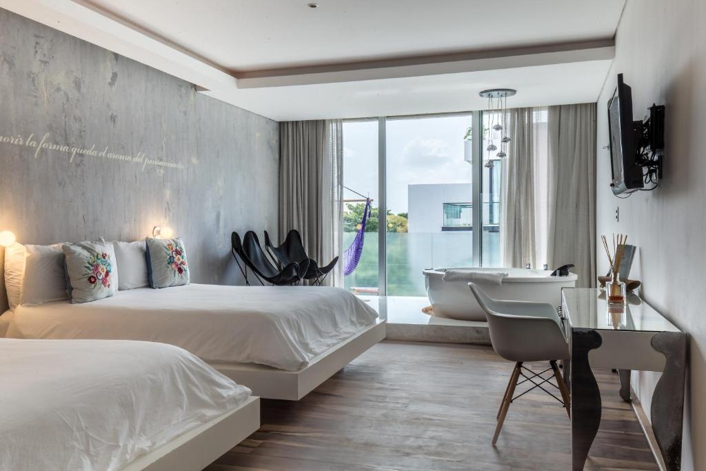 Be Playa Hotel Boutique & Rooftop Bar