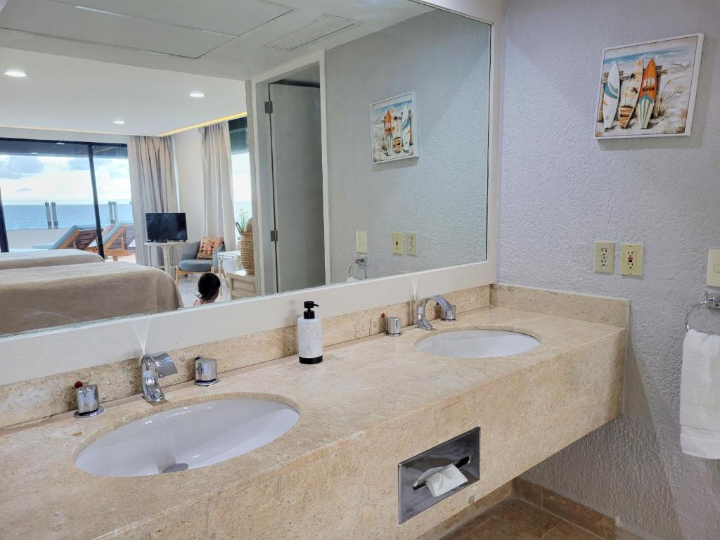 Beachfront Getaway Condo