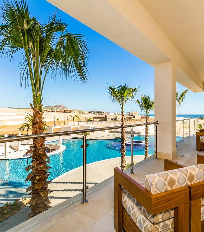 Beachfront Luxury Studio in Exclusive Diamante Cabo San Lucas Golf Resort Beachfront Luxury Studio in Exclusive Diamante Cabo San Lucas Golf Resort