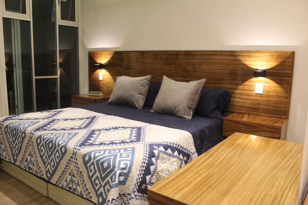 BERTHEL SUITES