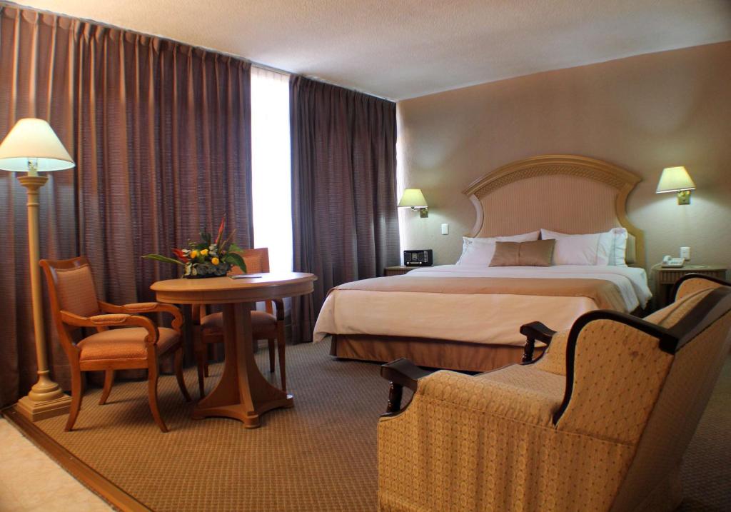 Best Western PLUS Plaza Florida & Tower