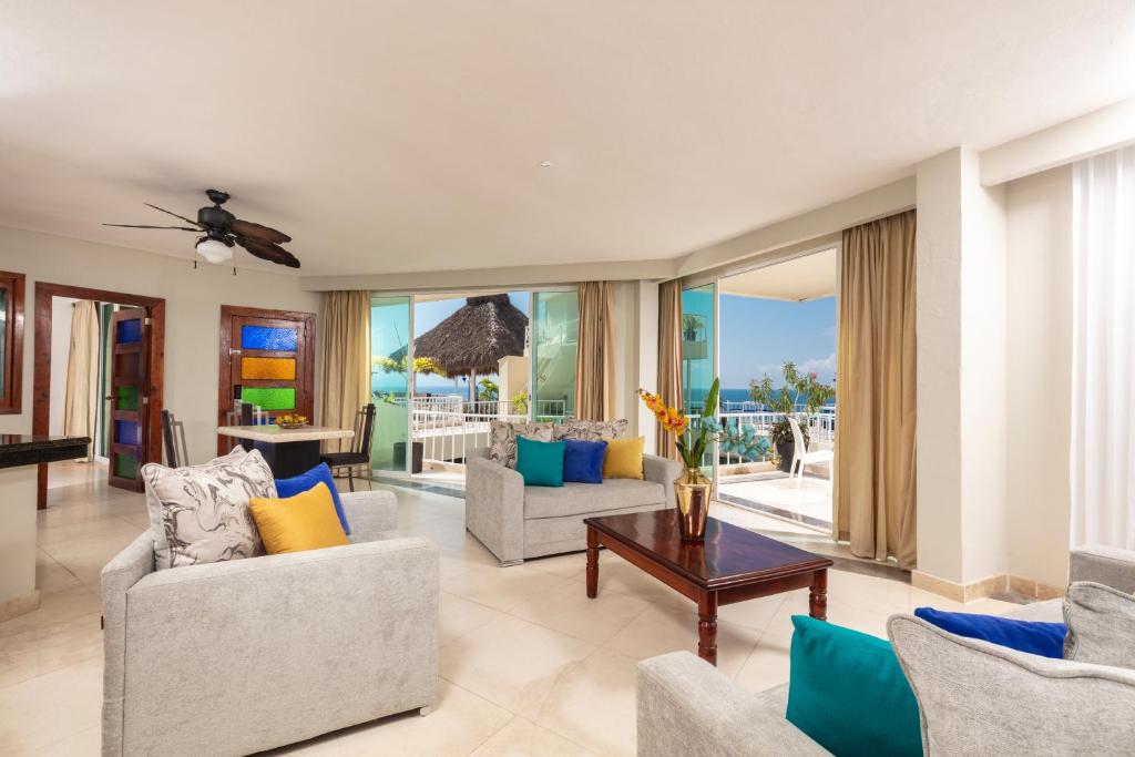 Blue Chairs Resort by the Sea – Adults Only Blue Chairs Resort by the Sea - Adults Only