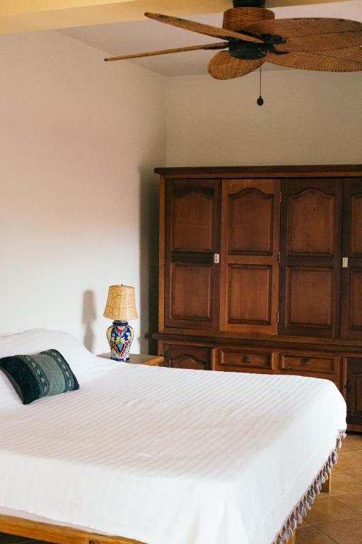 Bombon Guesthouse