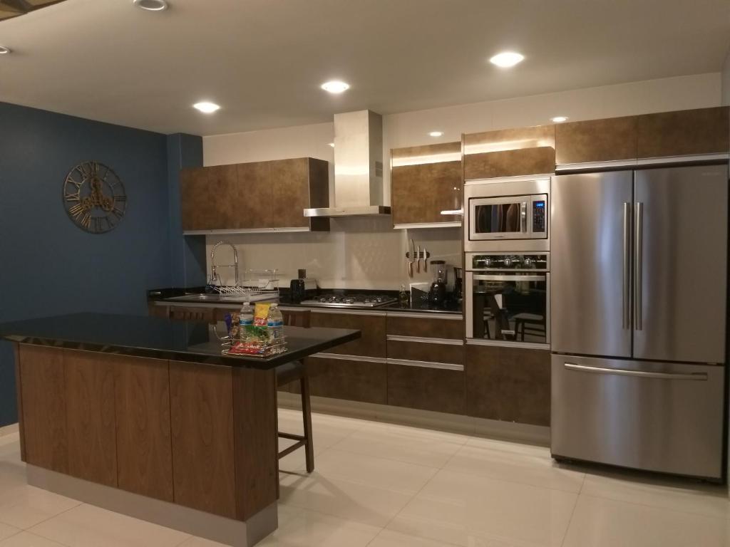 Business SUITES KEPLER Business SUITES KEPLER