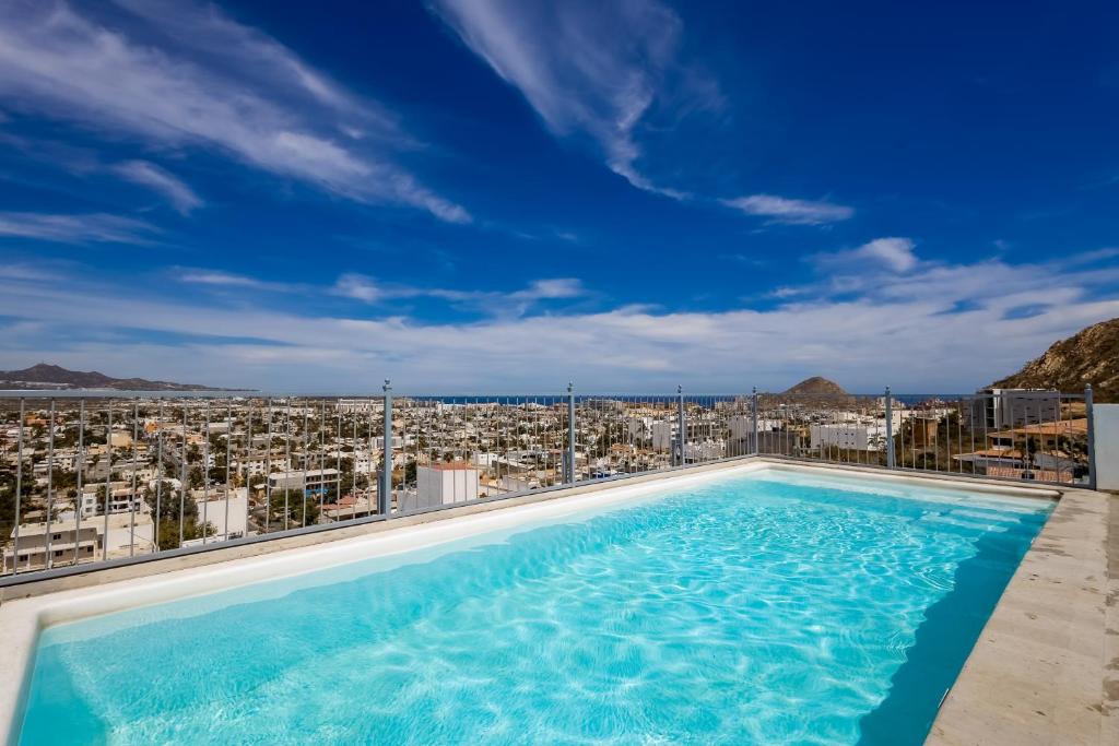 Cabo Cove 408 B