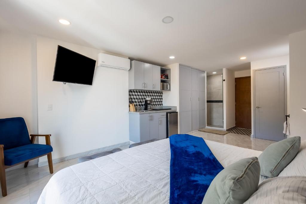 Cabo Cove 408 B