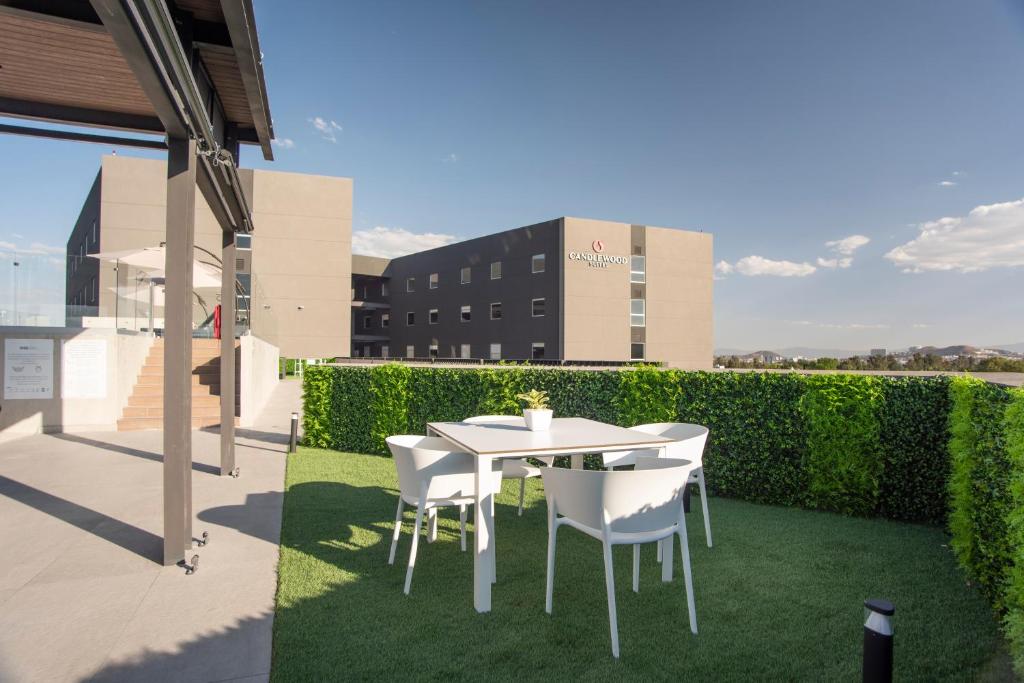 Candlewood Suites - Guadalajara Galerias, an IHG Hotel