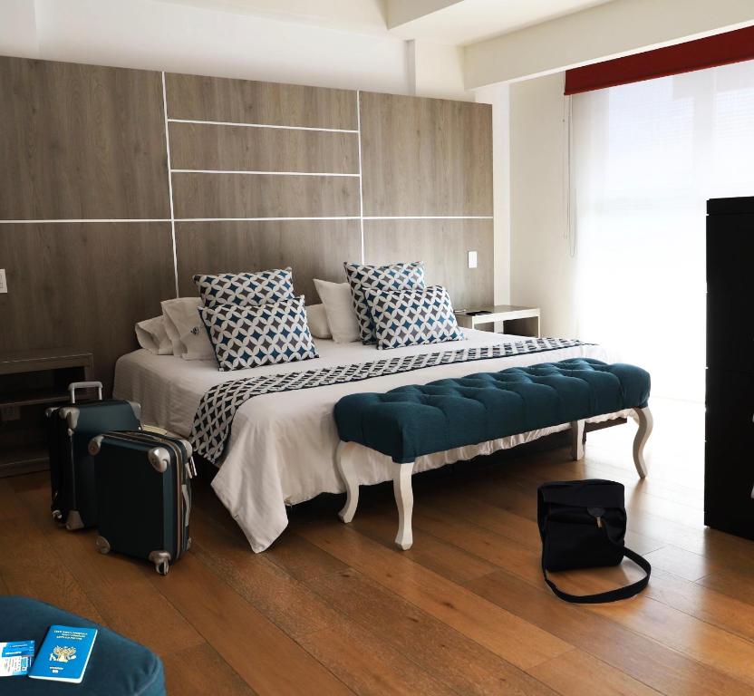 Capital Luxury Apartments & Offices Capital Luxury Apartments & Offices