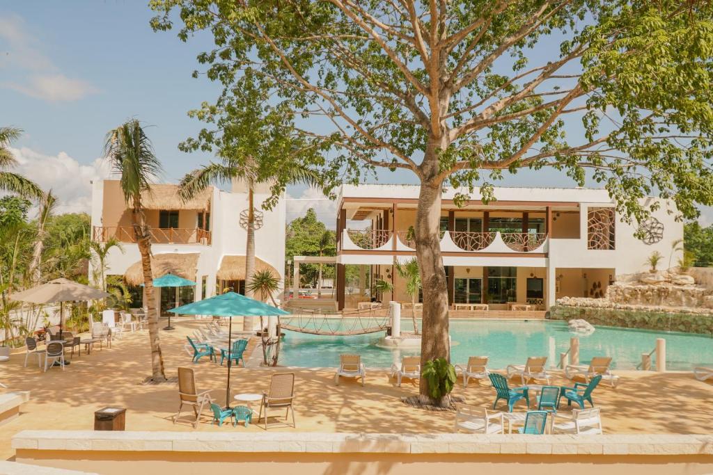 Casa Kaoba Hotel & Suites