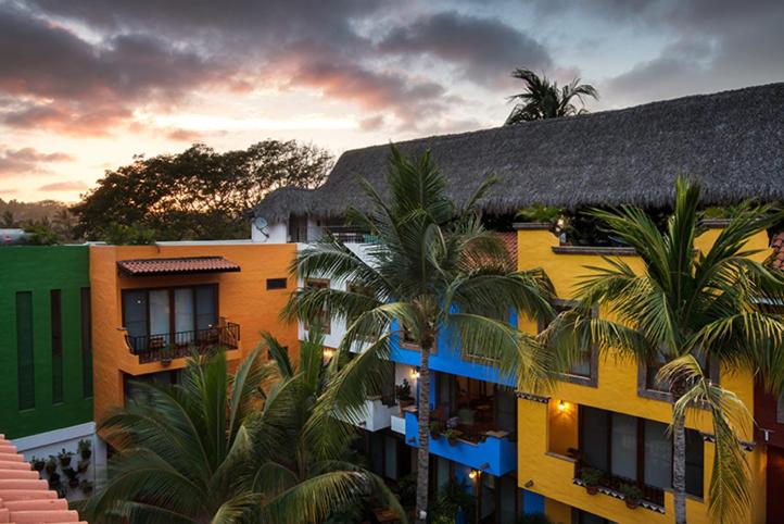Casa Lotería -Pueblito Sayulita- Colorful, Family and Relax Experience with Private Parking and Pool Casa Lotería -Pueblito Sayulita- Colorful, Family and Relax Experience with Private Parking and Pool