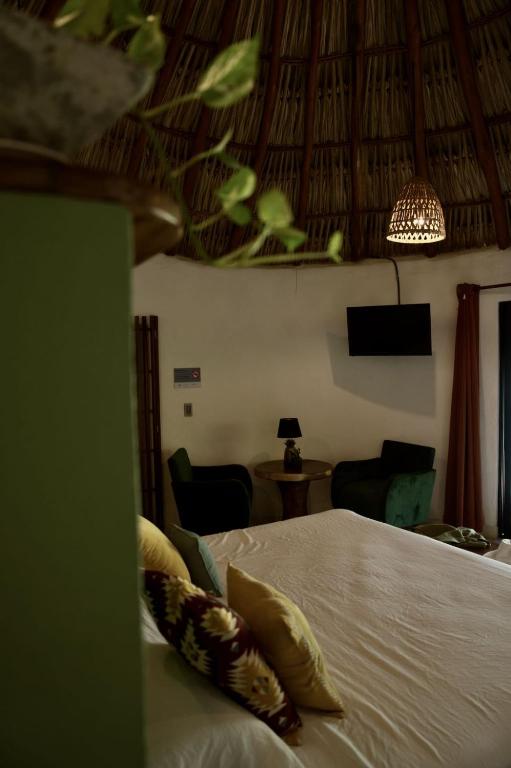 Casa MexiBali, Palapa Queen Casa MexiBali, Palapa Queen