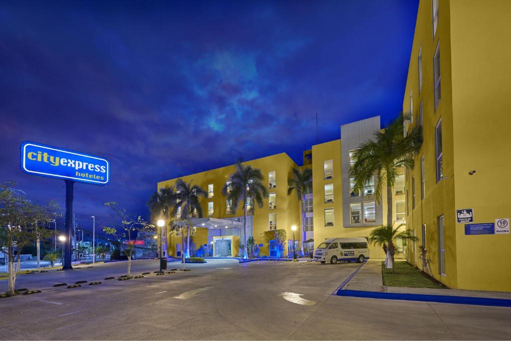 City Express by Marriott Campeche City Express by Marriott Campeche