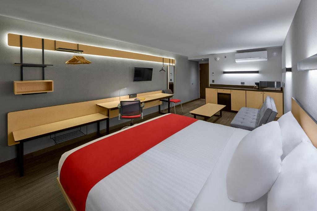 City Express by Marriott La Paz