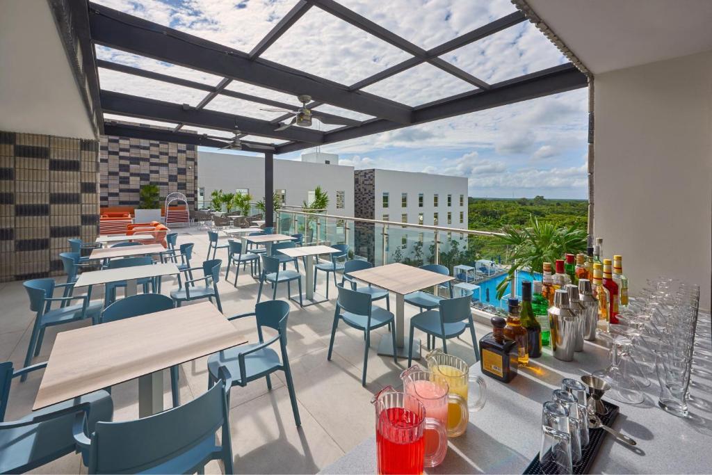 City Express Plus by Marriott Cancun Aeropuerto Riviera