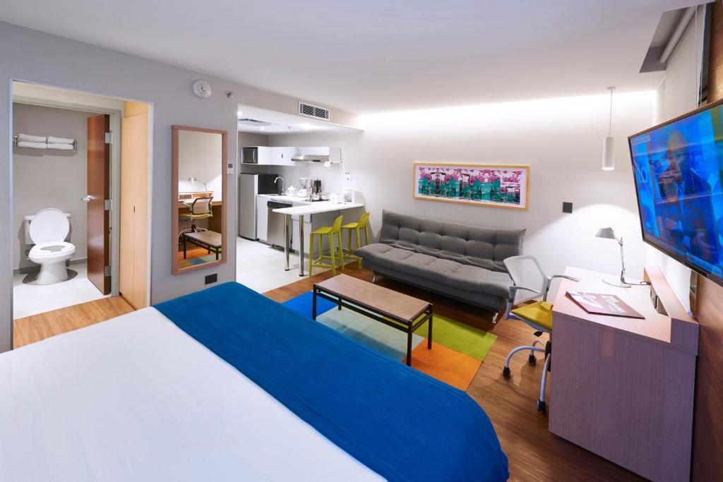 City Express Suites by Marriott Playa del Carmen