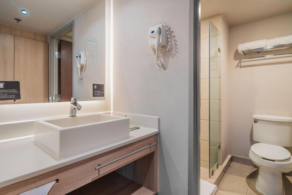 City Express Suites by Marriott Queretaro