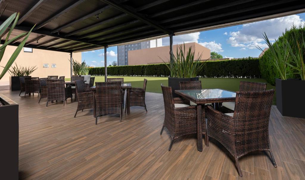 Courtyard by Marriott San Luis Potosi Courtyard by Marriott San Luis Potosi