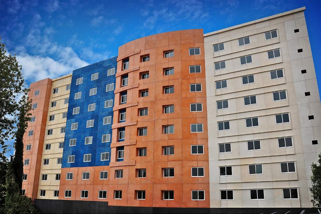 Courtyard Toluca Tollocan Courtyard Toluca Tollocan