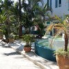 Delphinus Inn