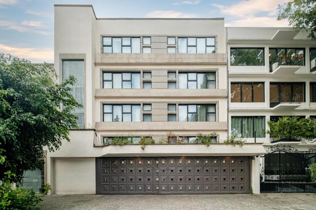 District Polanco by Lumina