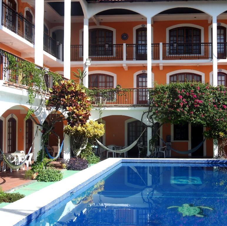 Don Luis Hostal – Sucursal Galeana – Tecolutla Don Luis Hostal - Sucursal Galeana - Tecolutla