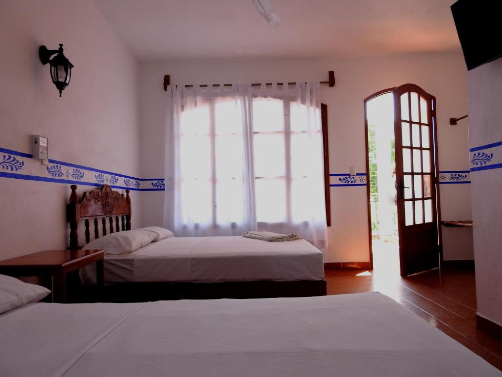 Don Luis Hostal – Sucursal Galeana – Tecolutla Don Luis Hostal - Sucursal Galeana - Tecolutla
