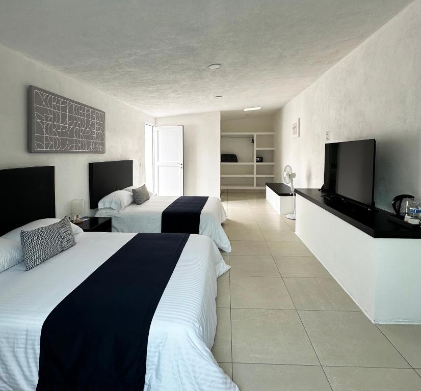 DUNAMIS HOTEL