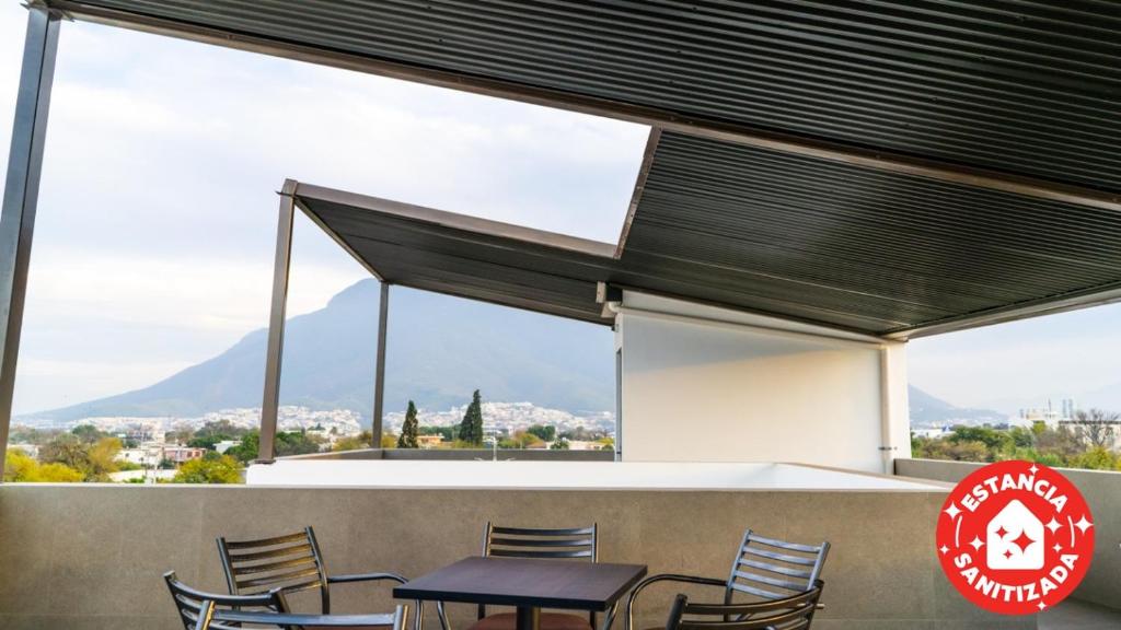 ECONOSUITES FUNDIDORA ECONOSUITES FUNDIDORA