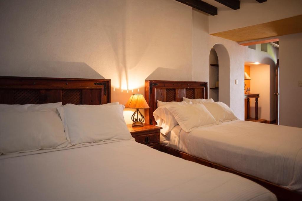 El Alcazar