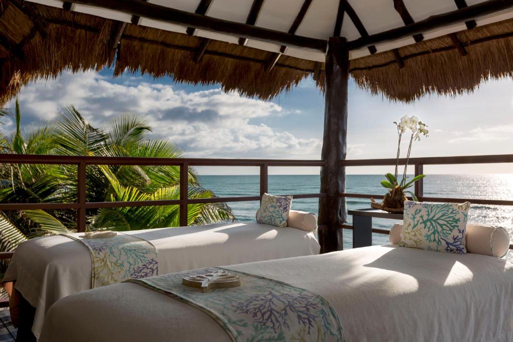 El Dorado Seaside Palms, Catamarán, Cenote & More Inclusive El Dorado Seaside Palms, Catamarán, Cenote & More Inclusive
