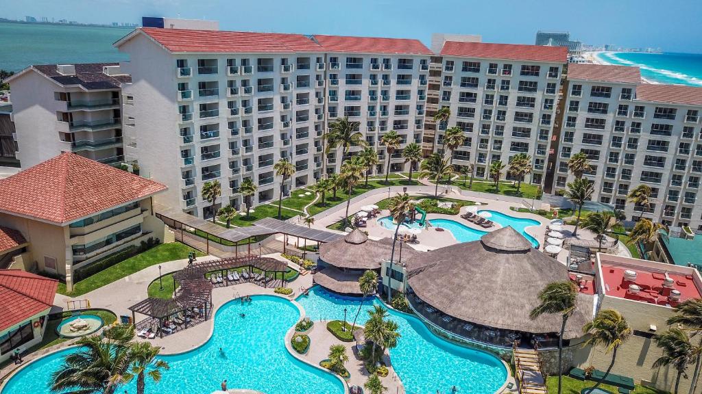 Emporio Cancun - Buy All Inclusive Option