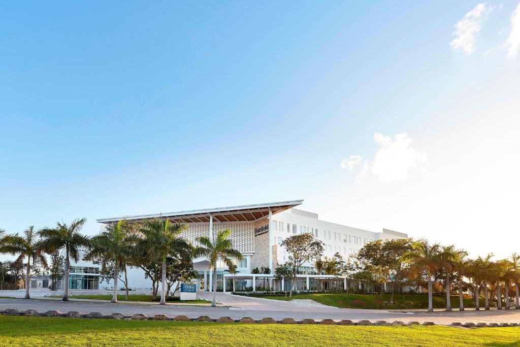 Fairfield Inn & Suites by Marriott Cancun Airport Fairfield Inn & Suites by Marriott Cancun Airport