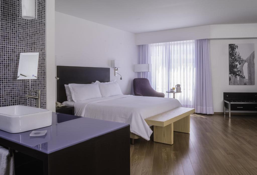 Fiesta Inn Queretaro