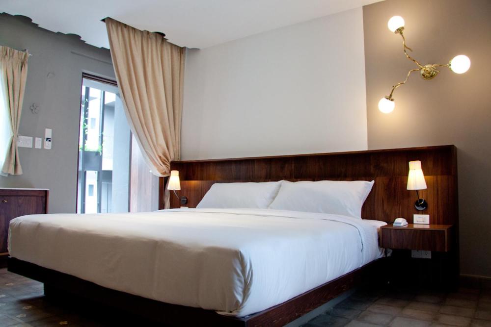 Flor de Mayo Boutique Hotel, Spa & Restaurant Flor de Mayo Boutique Hotel, Spa & Restaurant
