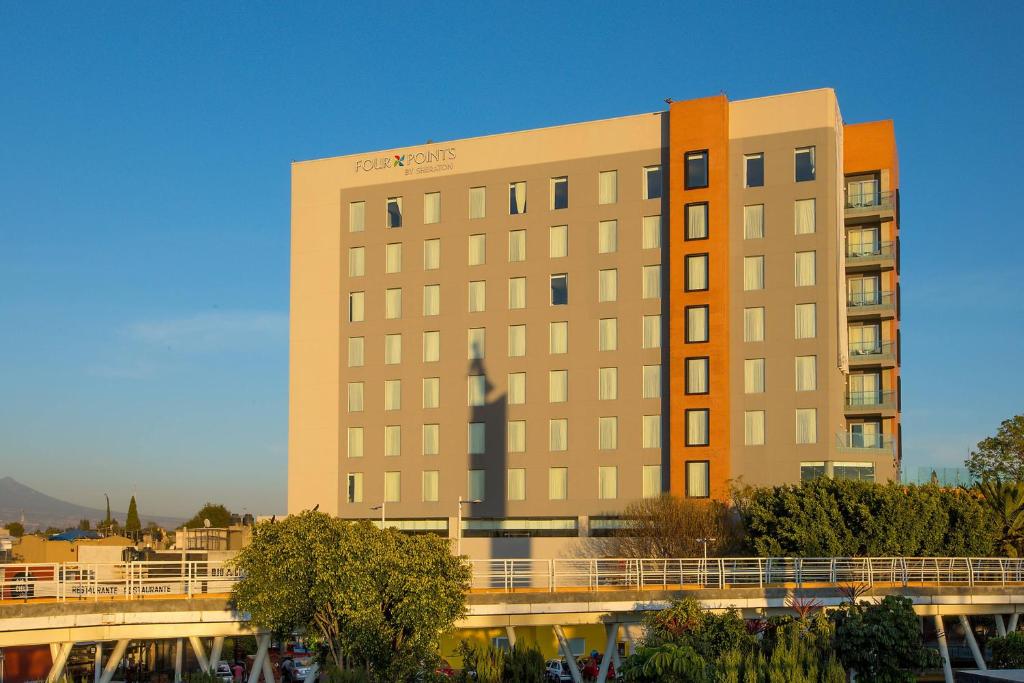 Four Points by Sheraton Puebla Four Points by Sheraton Puebla