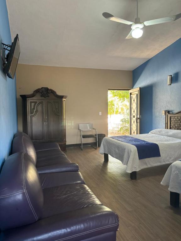 Frutos Hotel