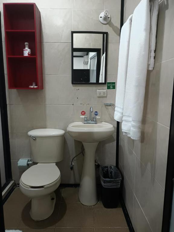 Garcias Suites y Hotel Garcias Suites y Hotel