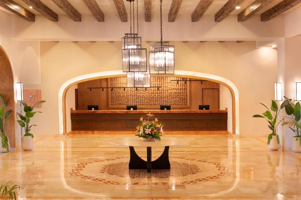 GR Solaris Cancun All Inclusive