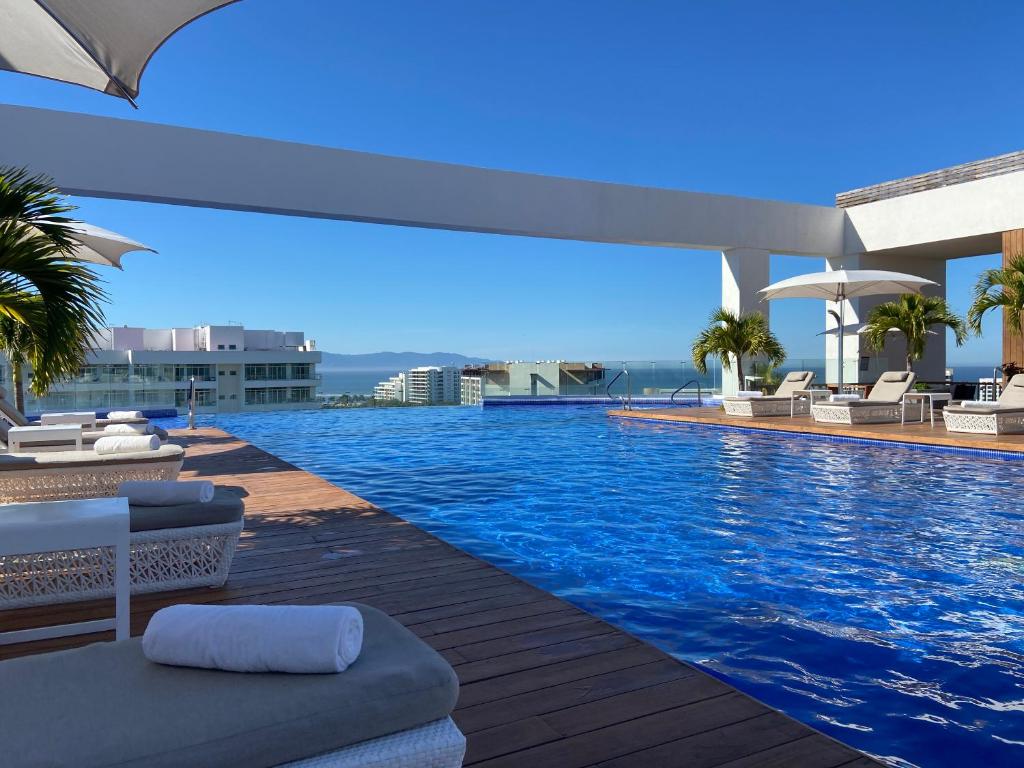 Grand Luxxe with free Golf Grand Luxxe with free Golf